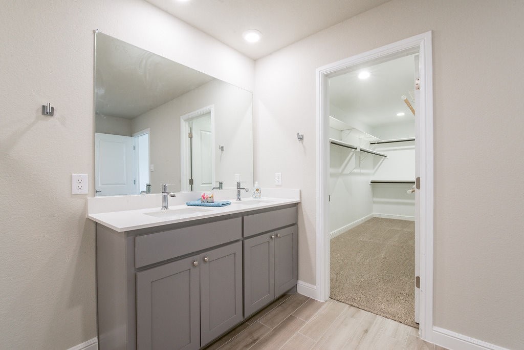 1457 Coulter Road Burleson TX 76028