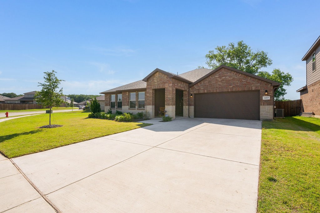 1457 Coulter Road Burleson TX 76028