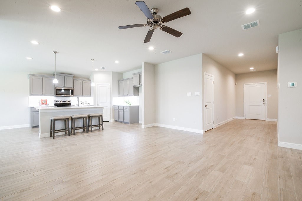1457 Coulter Road Burleson TX 76028