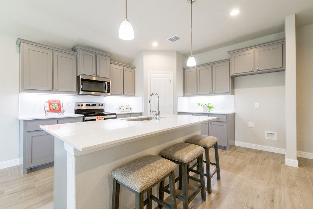 1457 Coulter Road Burleson TX 76028