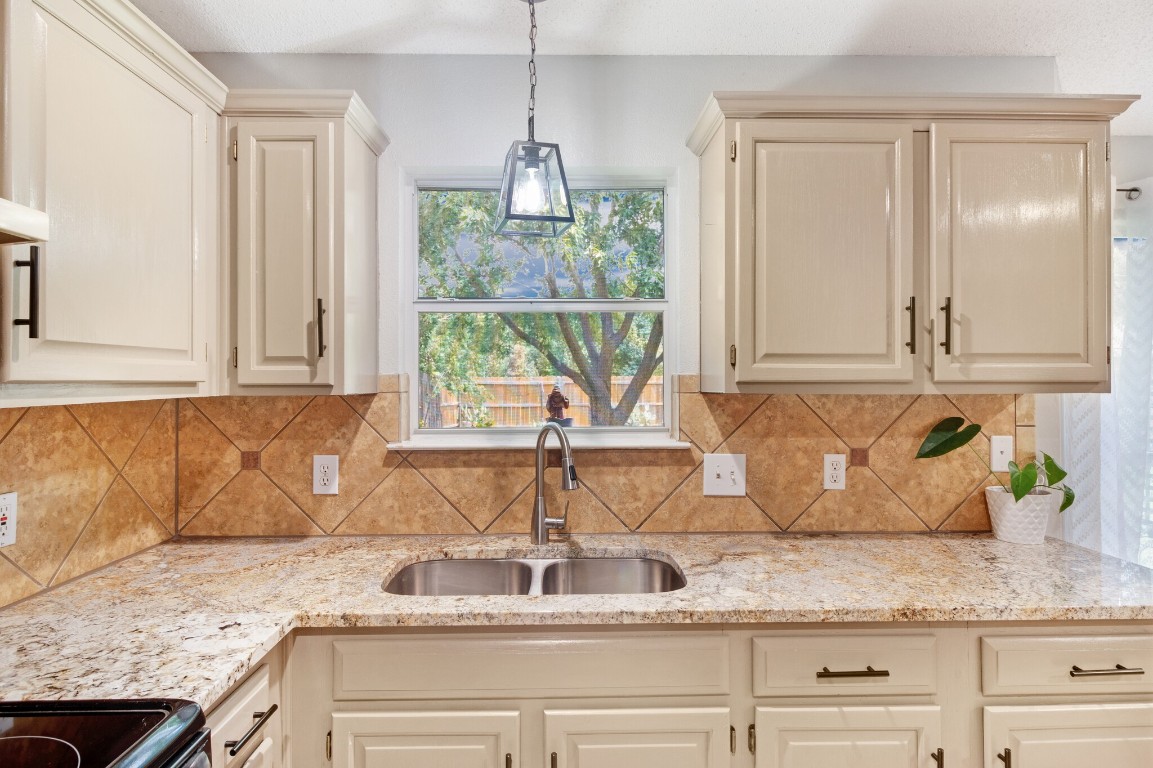 6700 Rosebud Drive Rowlett TX 75089