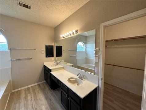 1901 Walters Drive Plano TX 75023