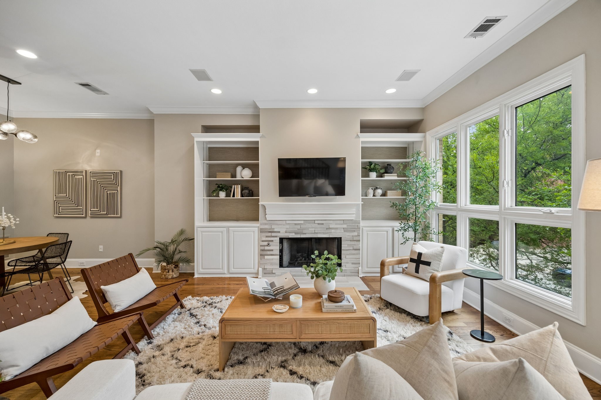 2323 Allen Street Dallas TX 75204