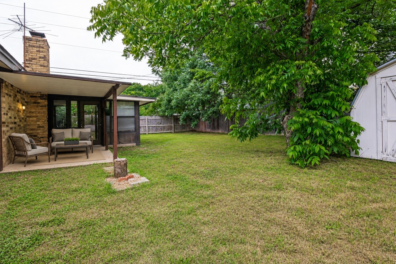 2605 Hollywood Drive Arlington TX 76013