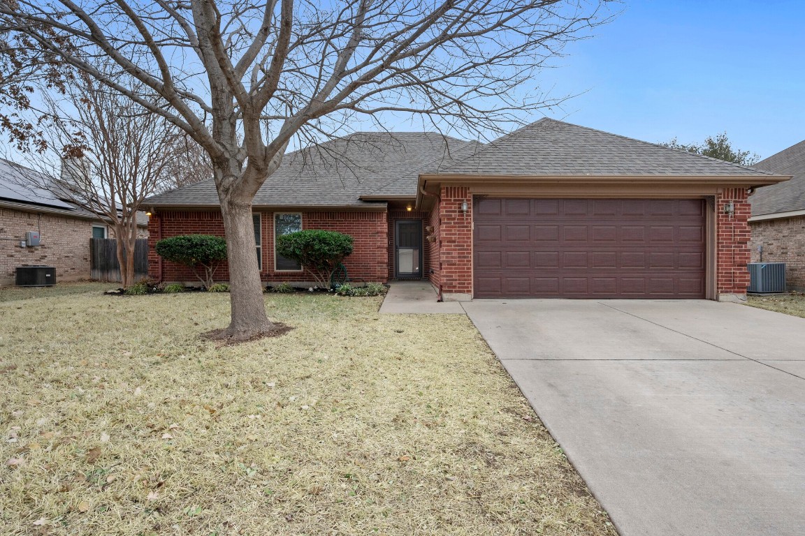 424 Willow Vista Drive Saginaw TX 76179
