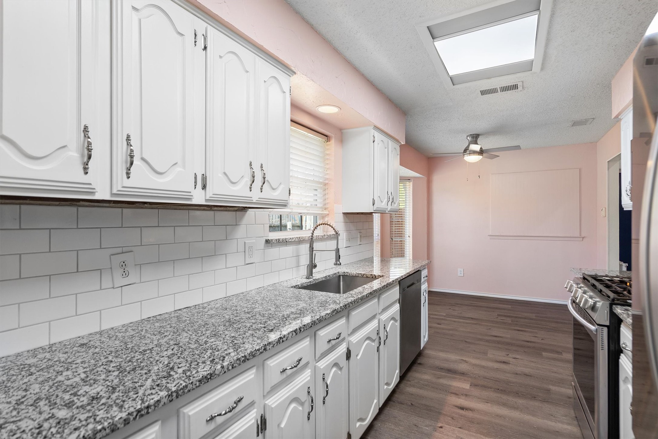 2213 Big Bend Drive Carrollton TX 75007