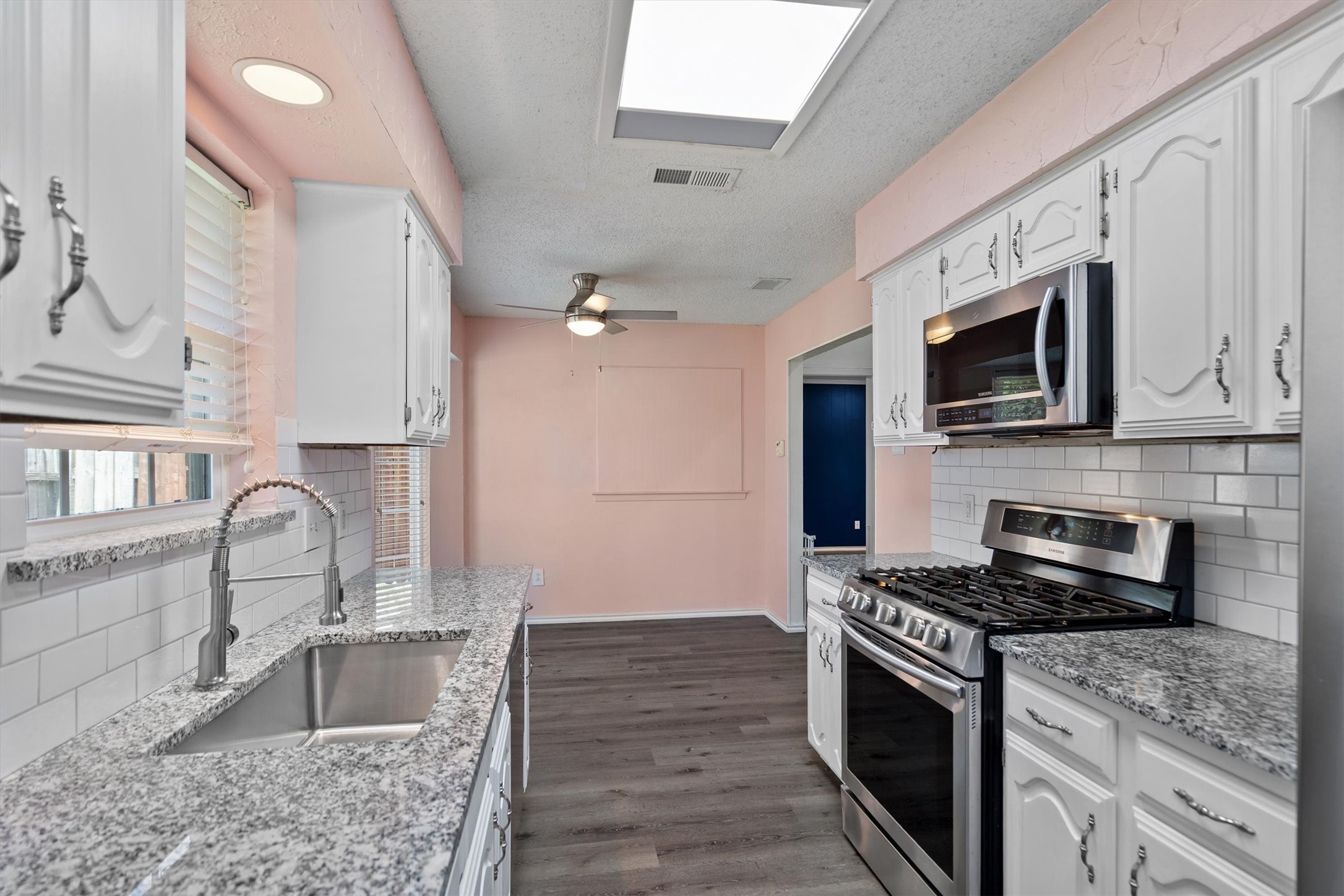 2213 Big Bend Drive Carrollton TX 75007