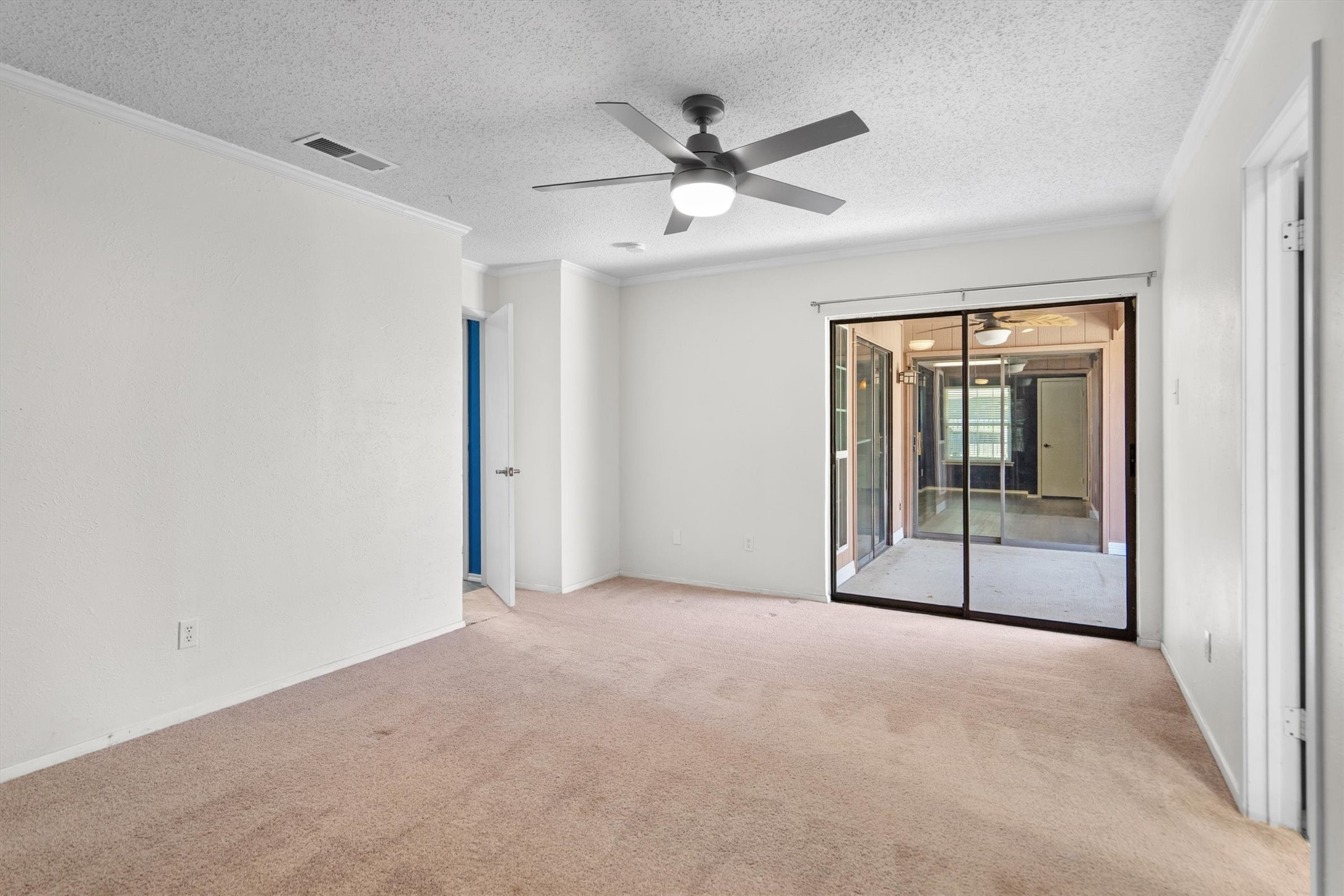 2213 Big Bend Drive Carrollton TX 75007