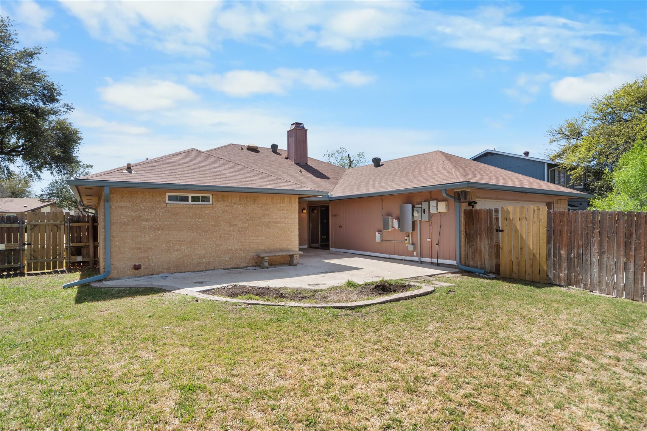 2213 Big Bend Drive Carrollton TX 75007