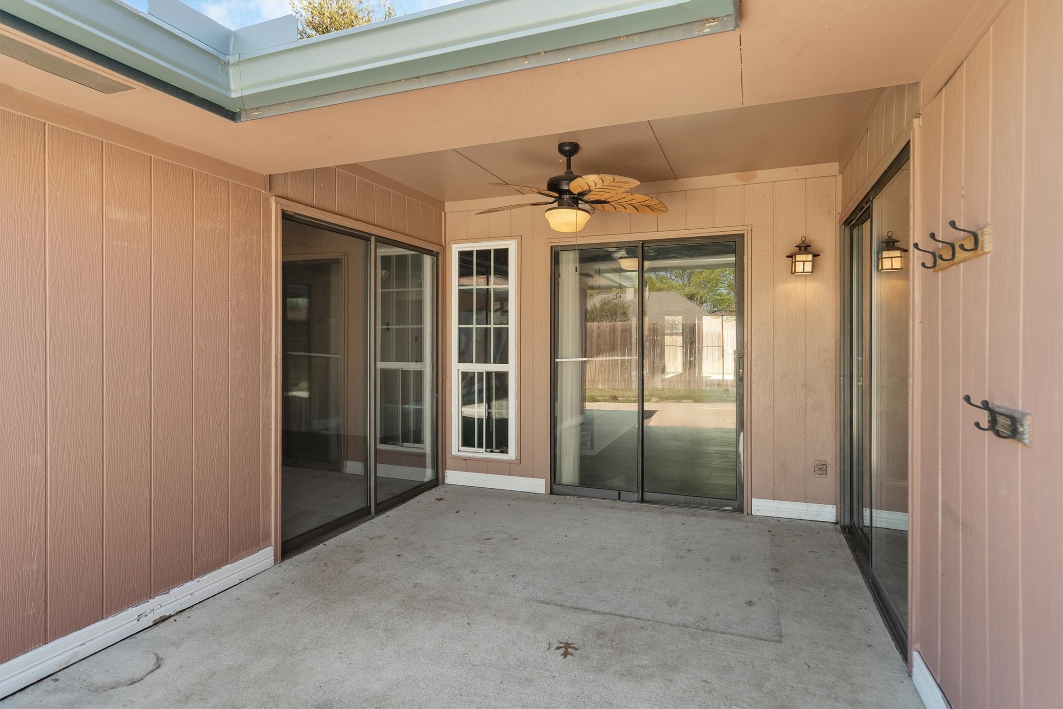 2213 Big Bend Drive Carrollton TX 75007