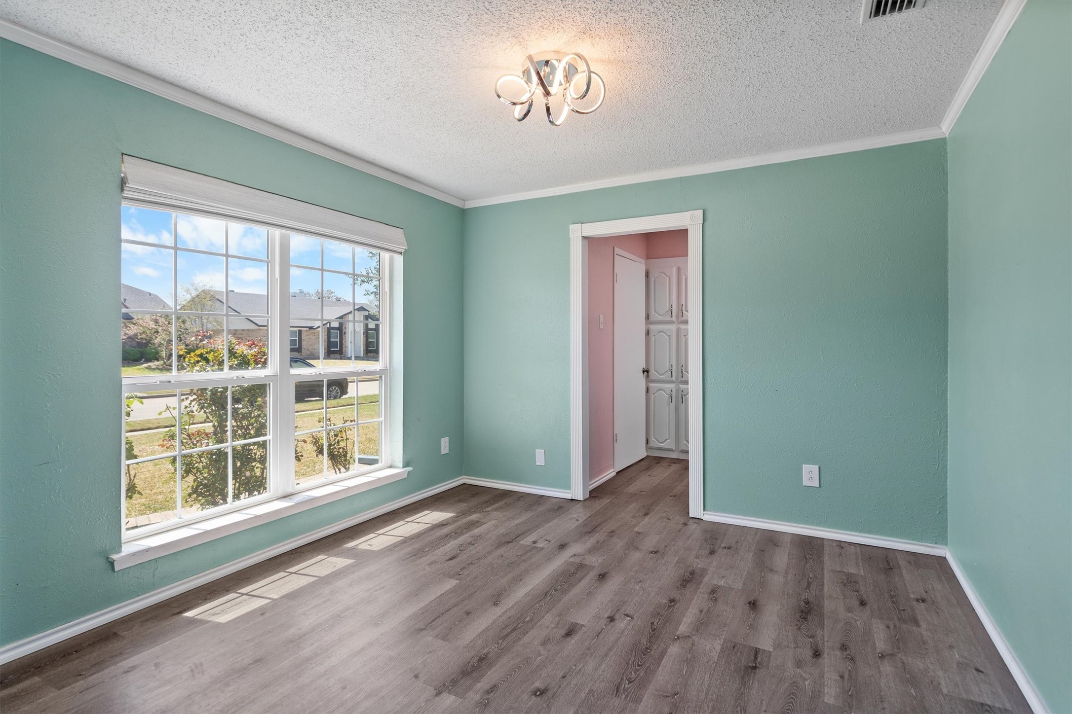 2213 Big Bend Drive Carrollton TX 75007