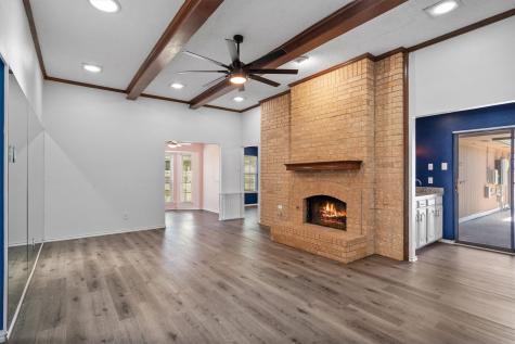 2213 Big Bend Drive Carrollton TX 75007