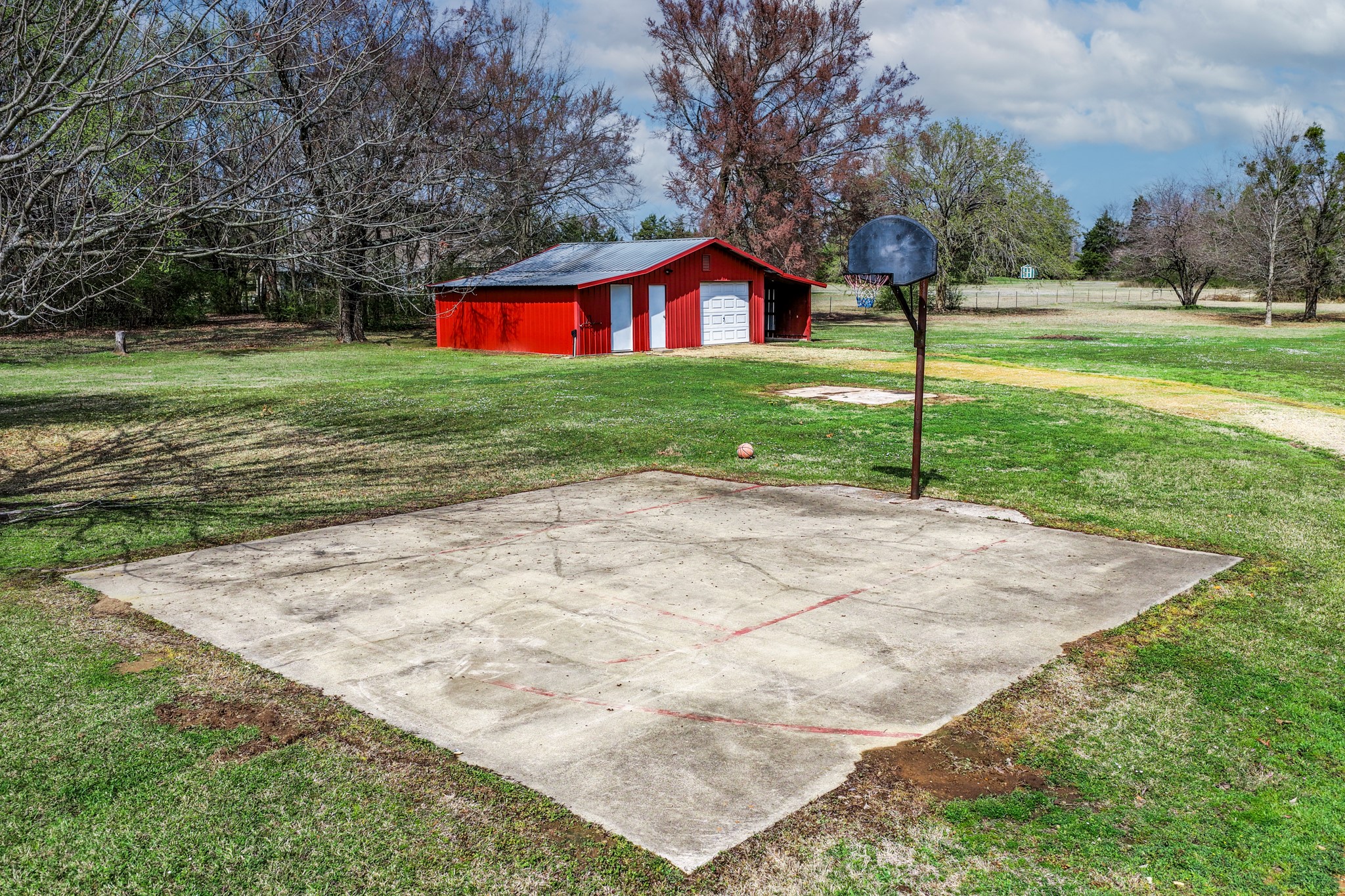 1151 Us Highway 67 E Mount Vernon TX 75457