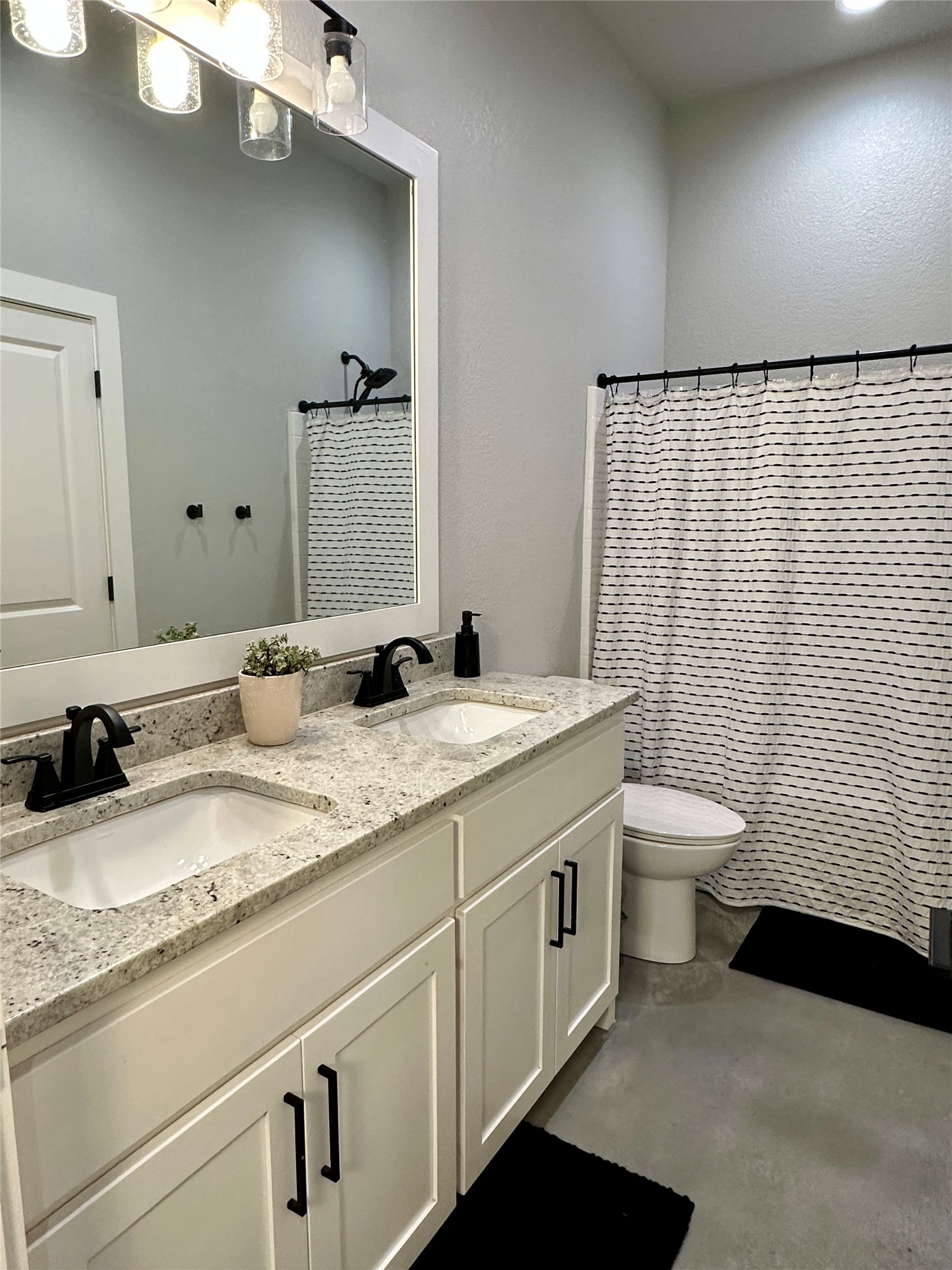 105 Proctor Lane Decatur TX 76234