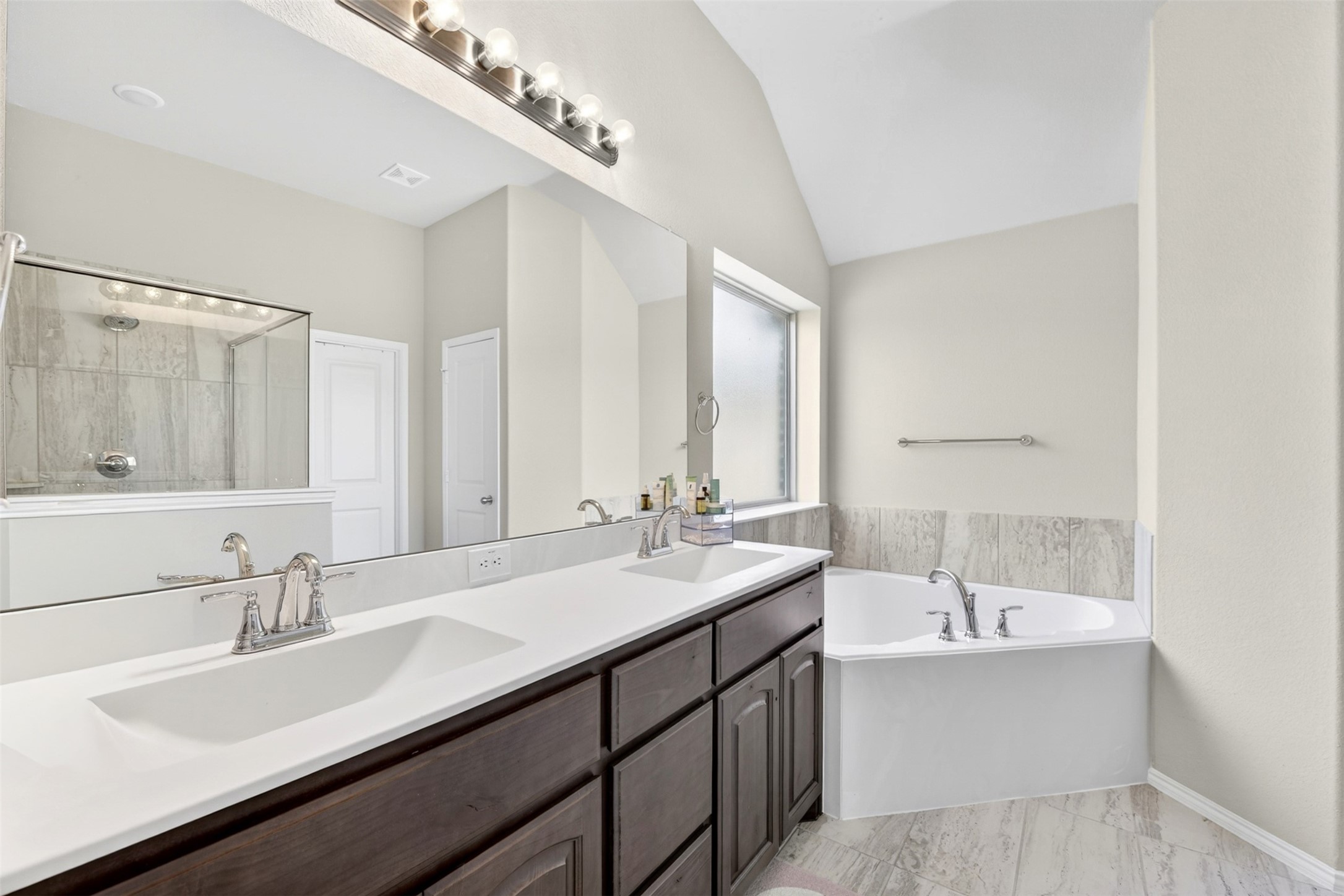 4604 Pentridge Drive Fort Worth TX 76036