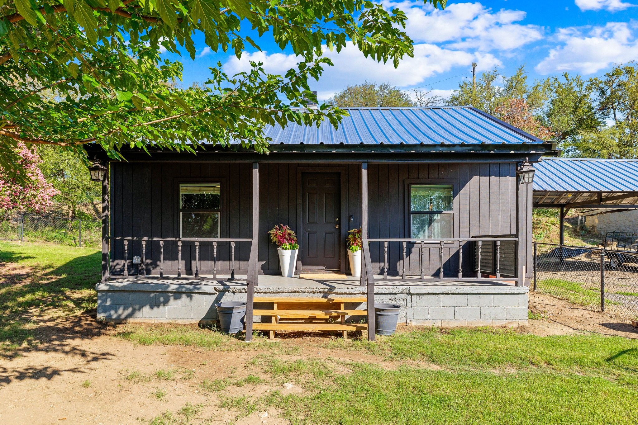 1550 S Stewart Street Azle TX 76020