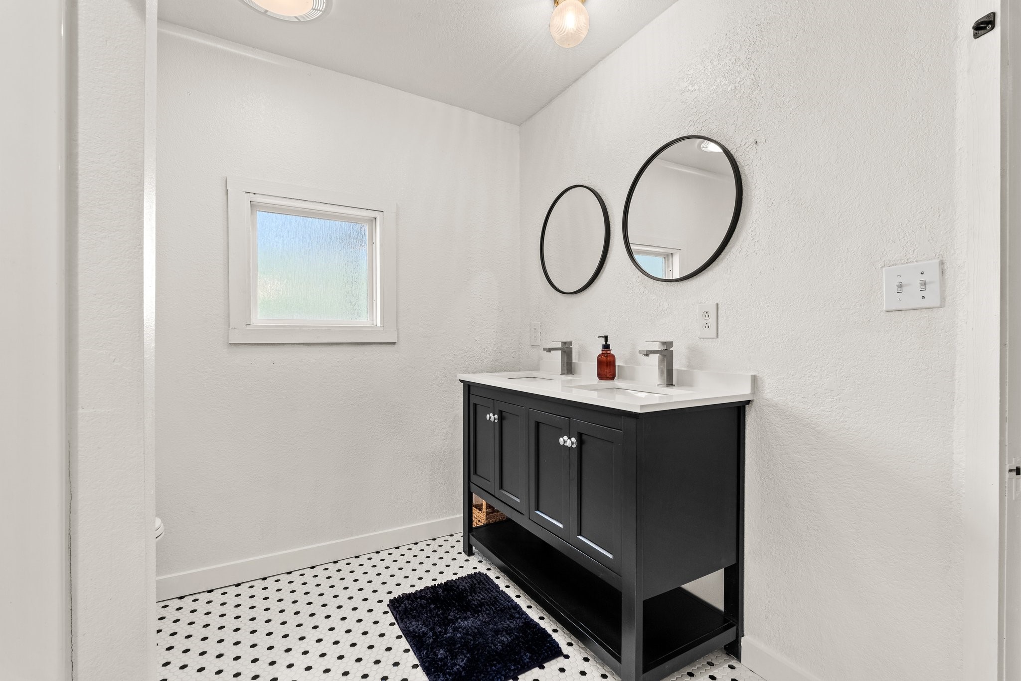 1550 S Stewart Street Azle TX 76020