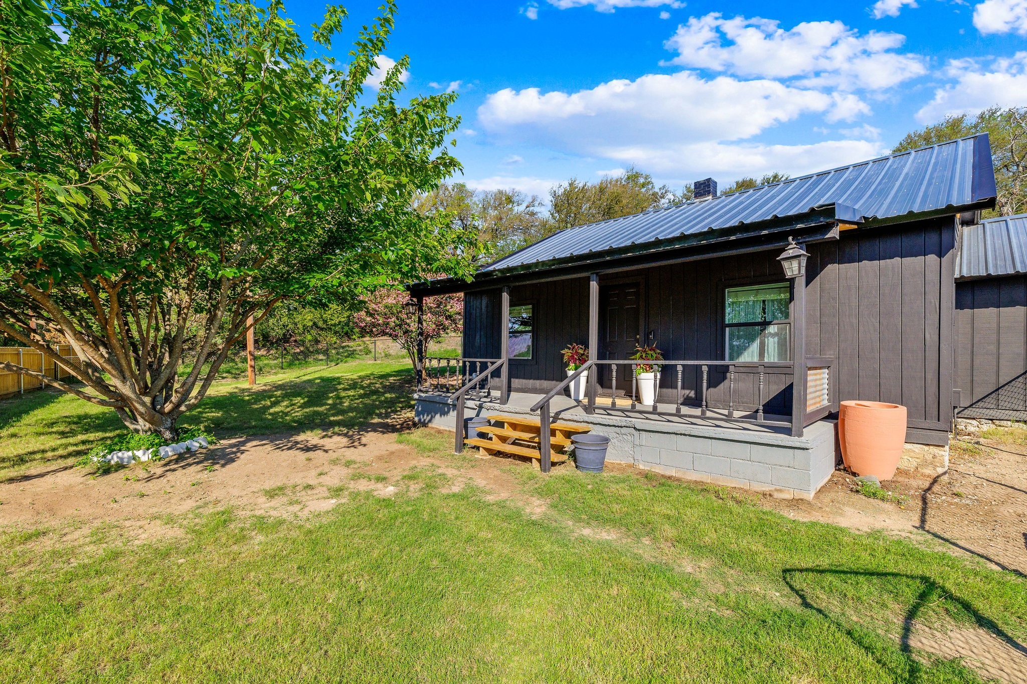 1550 S Stewart Street Azle TX 76020