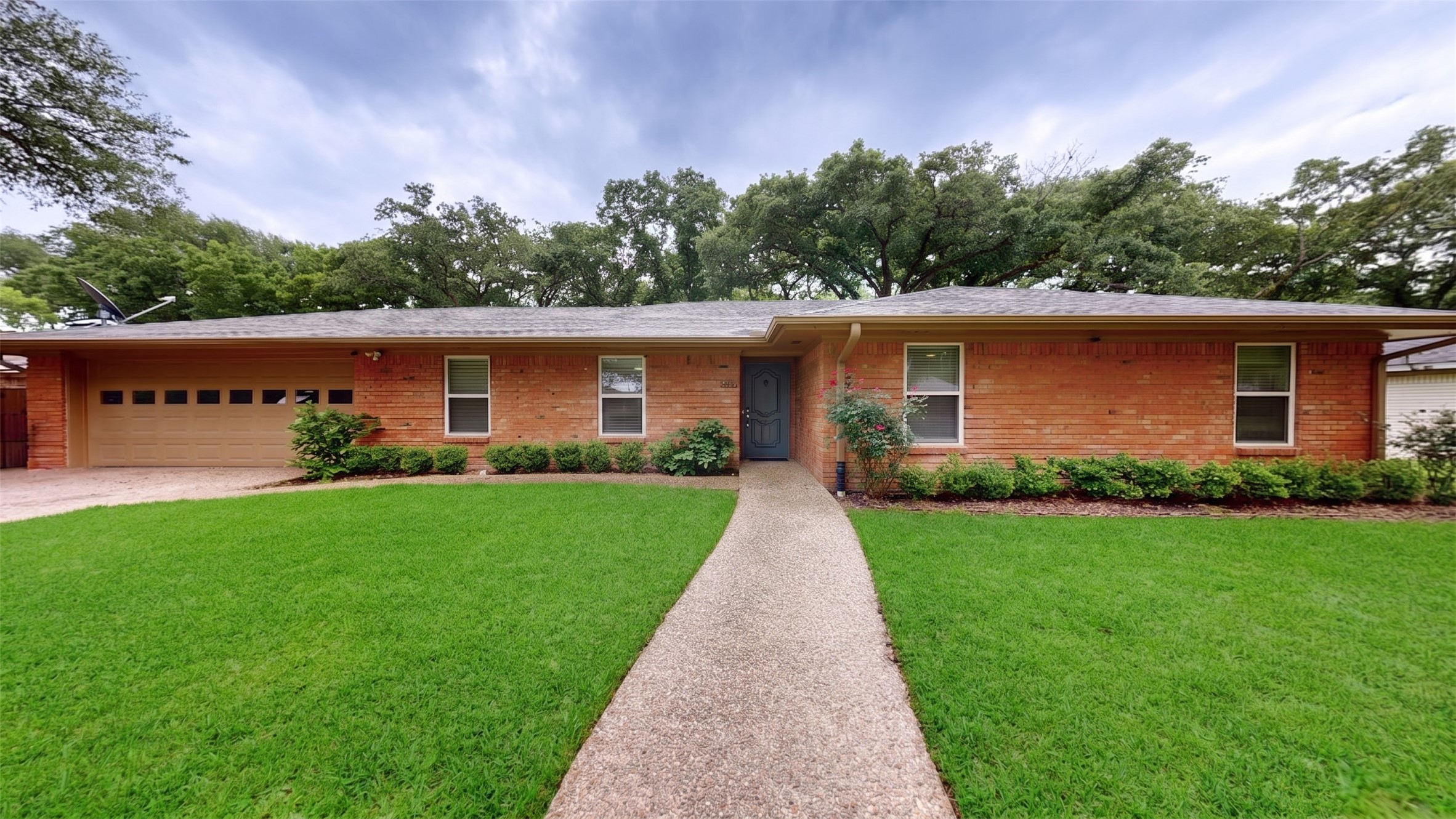 1413 Bowie Corsicana TX 75110
