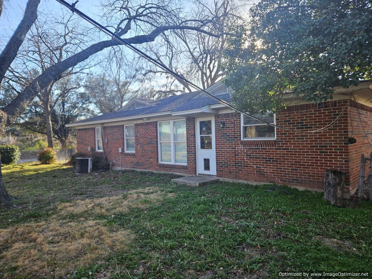 12106 Brisbane Avenue Farmers Branch TX 75234