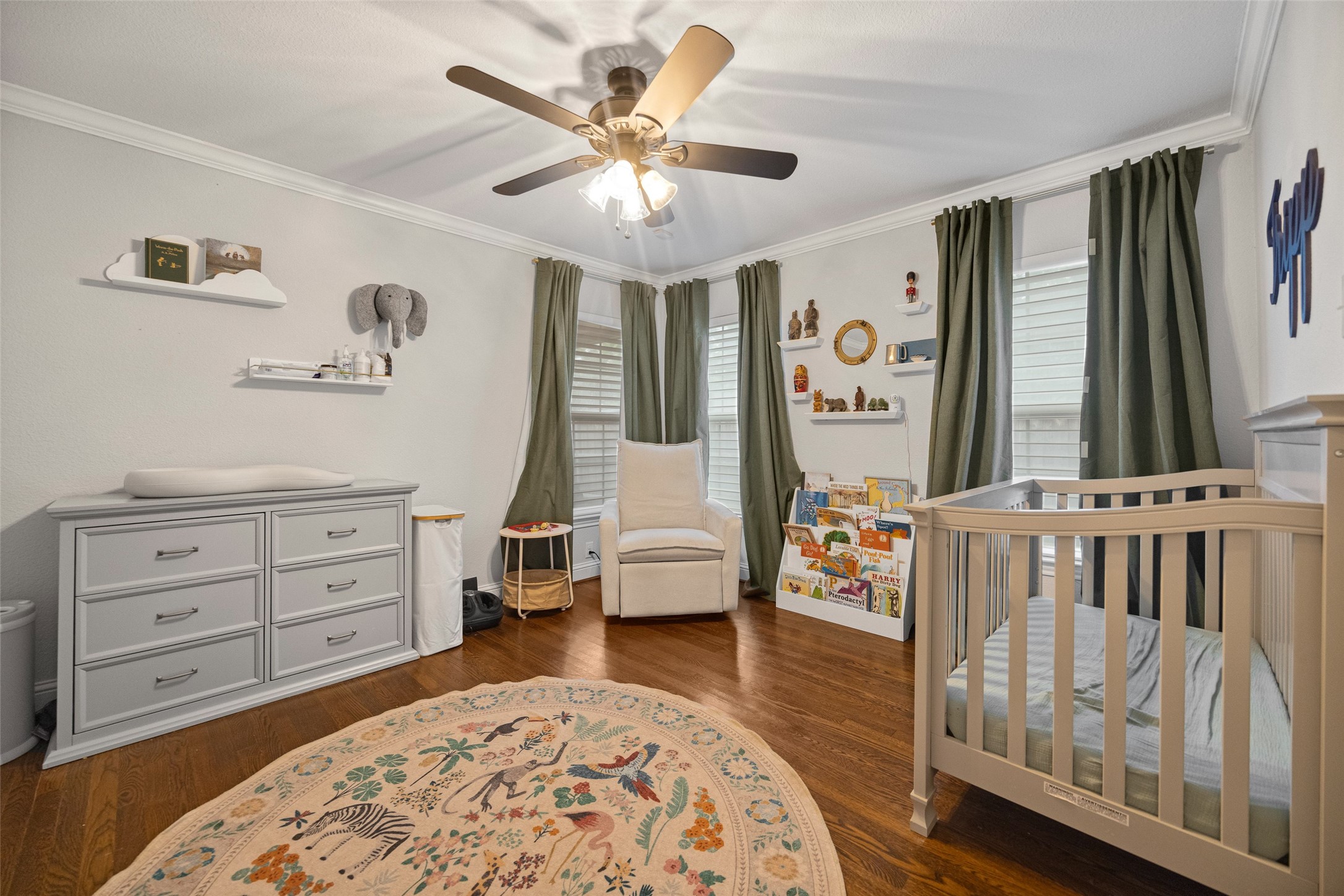 5947 Mercedes Avenue Dallas TX 75206