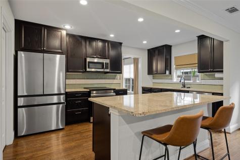 5947 Mercedes Avenue Dallas TX 75206