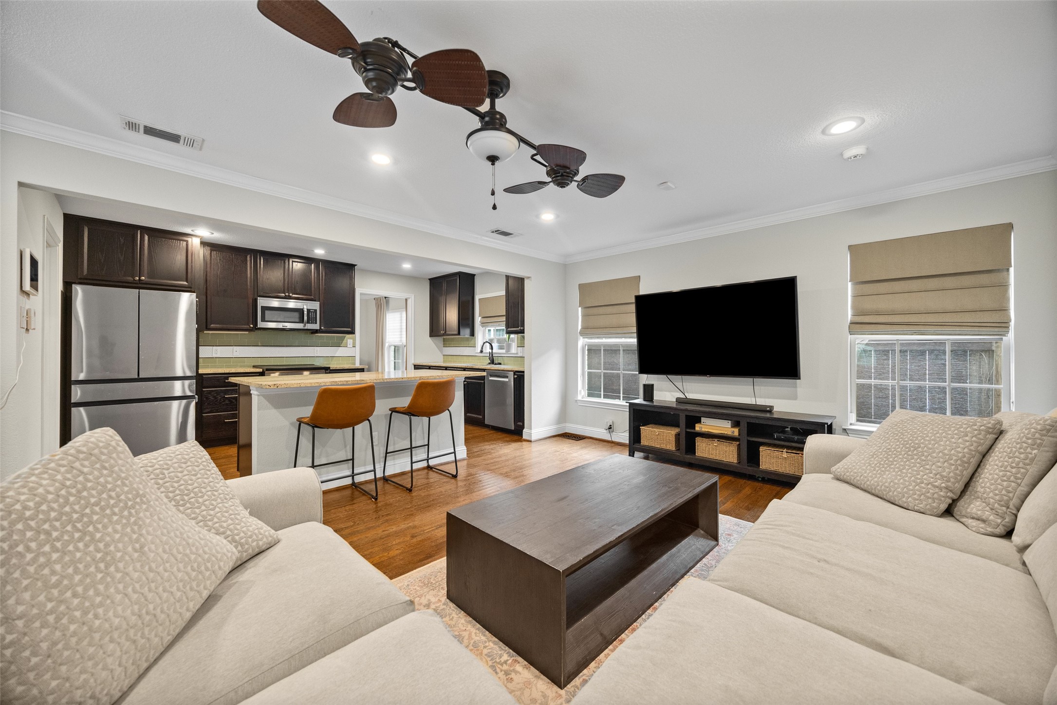 5947 Mercedes Avenue Dallas TX 75206