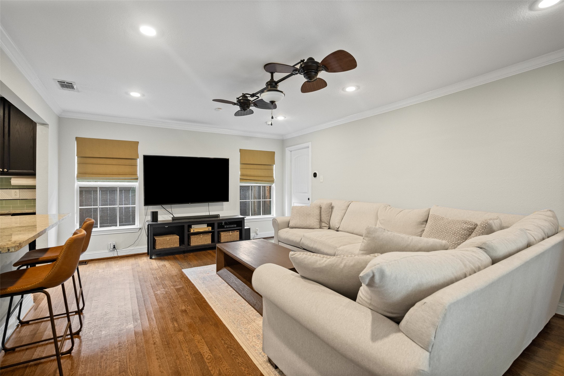 5947 Mercedes Avenue Dallas TX 75206