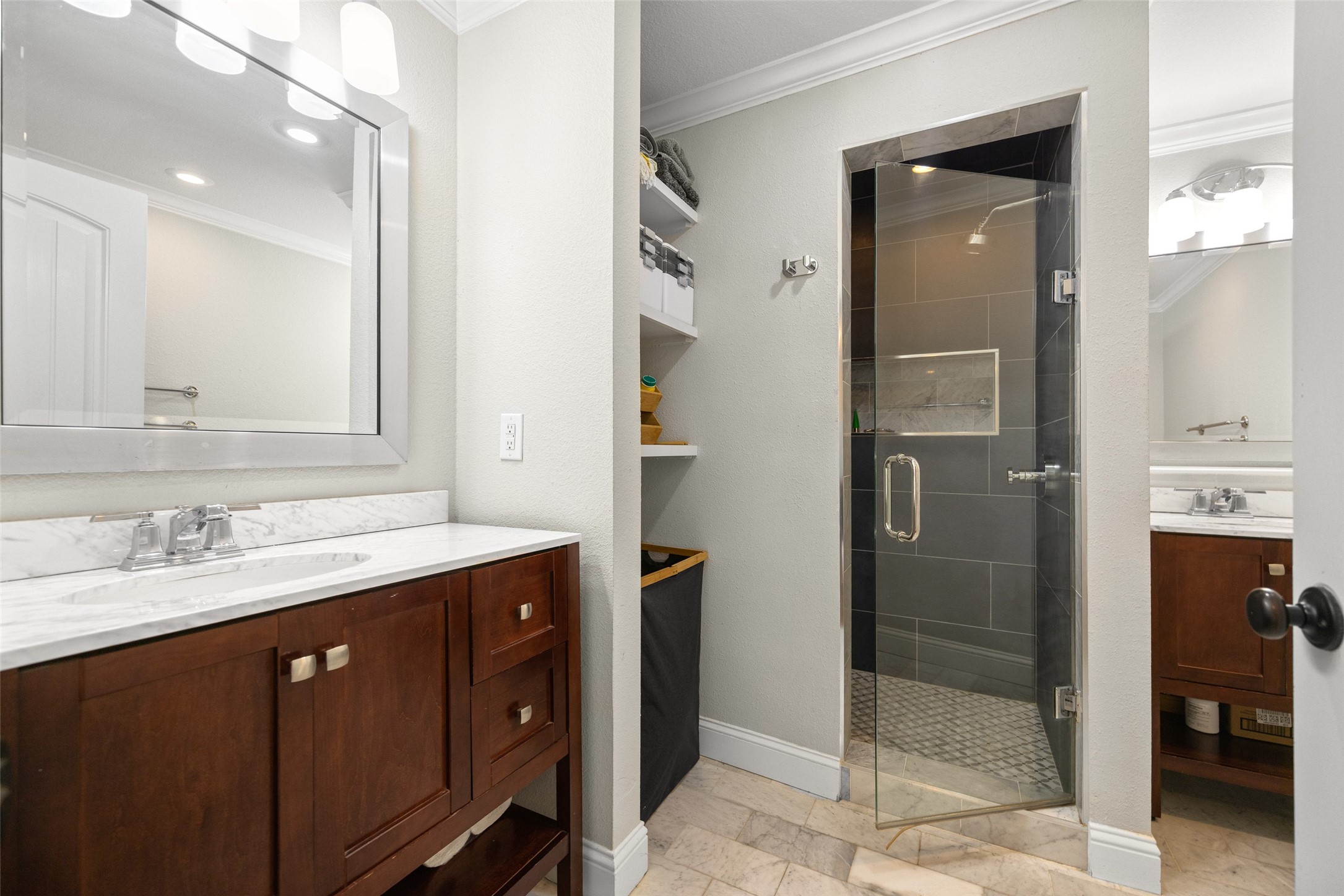 5947 Mercedes Avenue Dallas TX 75206
