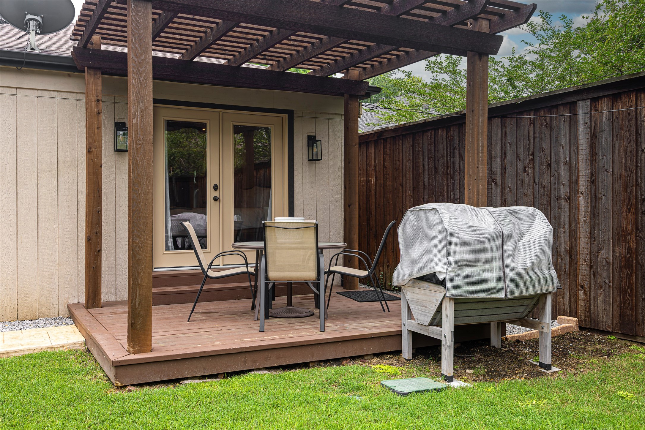 5947 Mercedes Avenue Dallas TX 75206