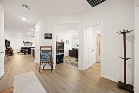 1625 Kirby Lane Lancaster TX 75146
