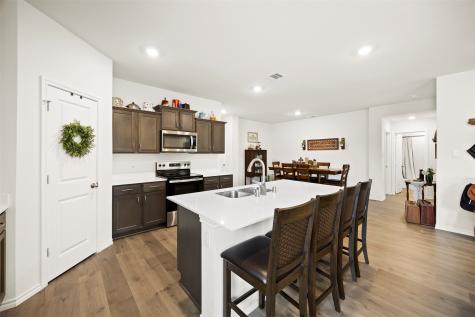1625 Kirby Lane Lancaster TX 75146