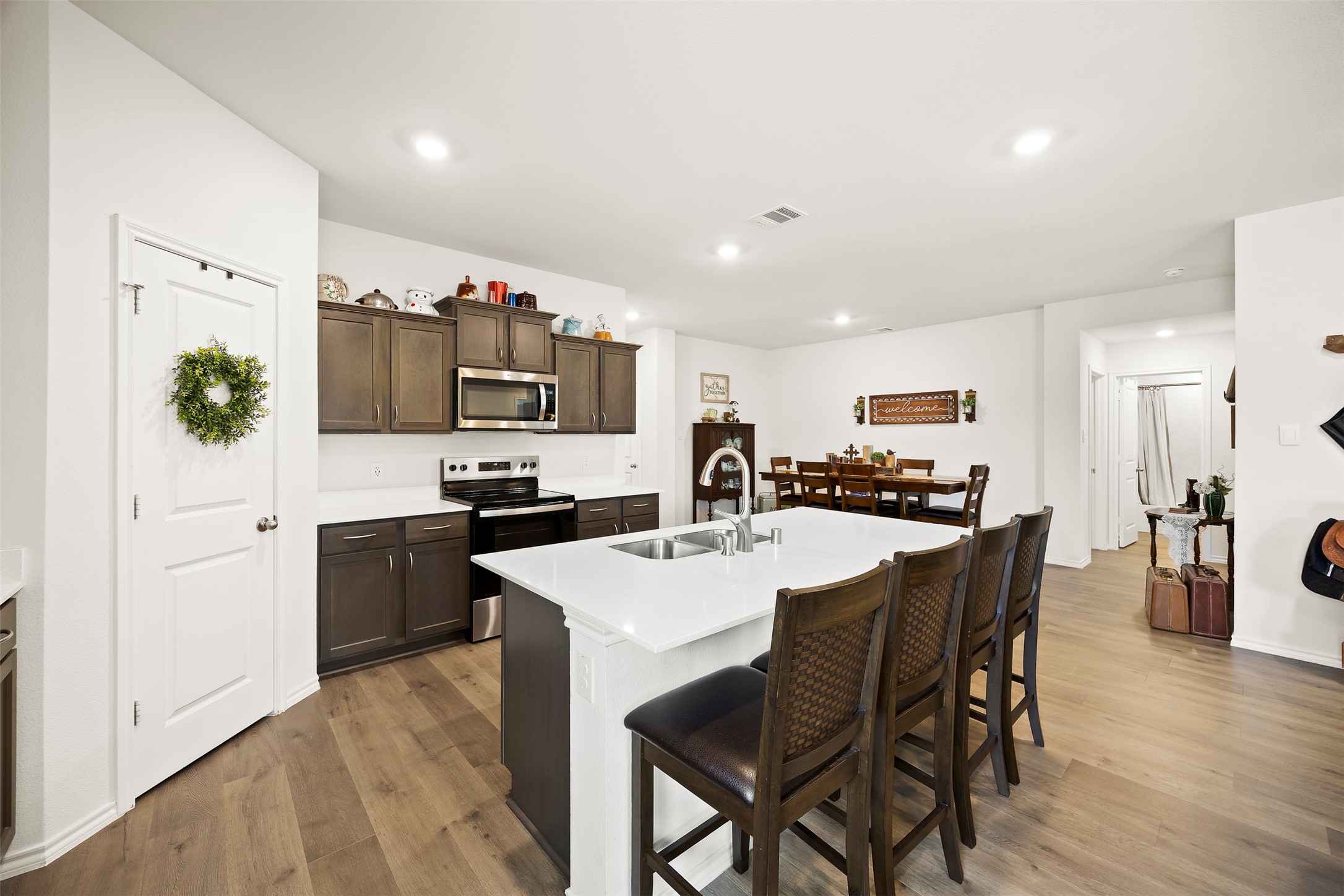 1625 Kirby Lane Lancaster TX 75146