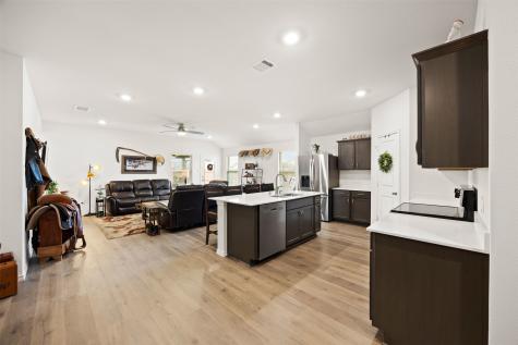 1625 Kirby Lane Lancaster TX 75146