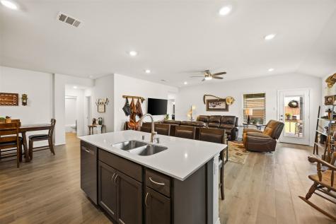 1625 Kirby Lane Lancaster TX 75146