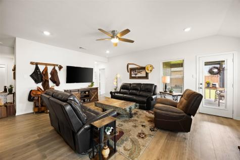1625 Kirby Lane Lancaster TX 75146