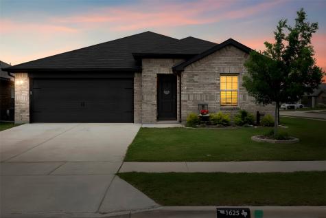 1625 Kirby Lane Lancaster TX 75146