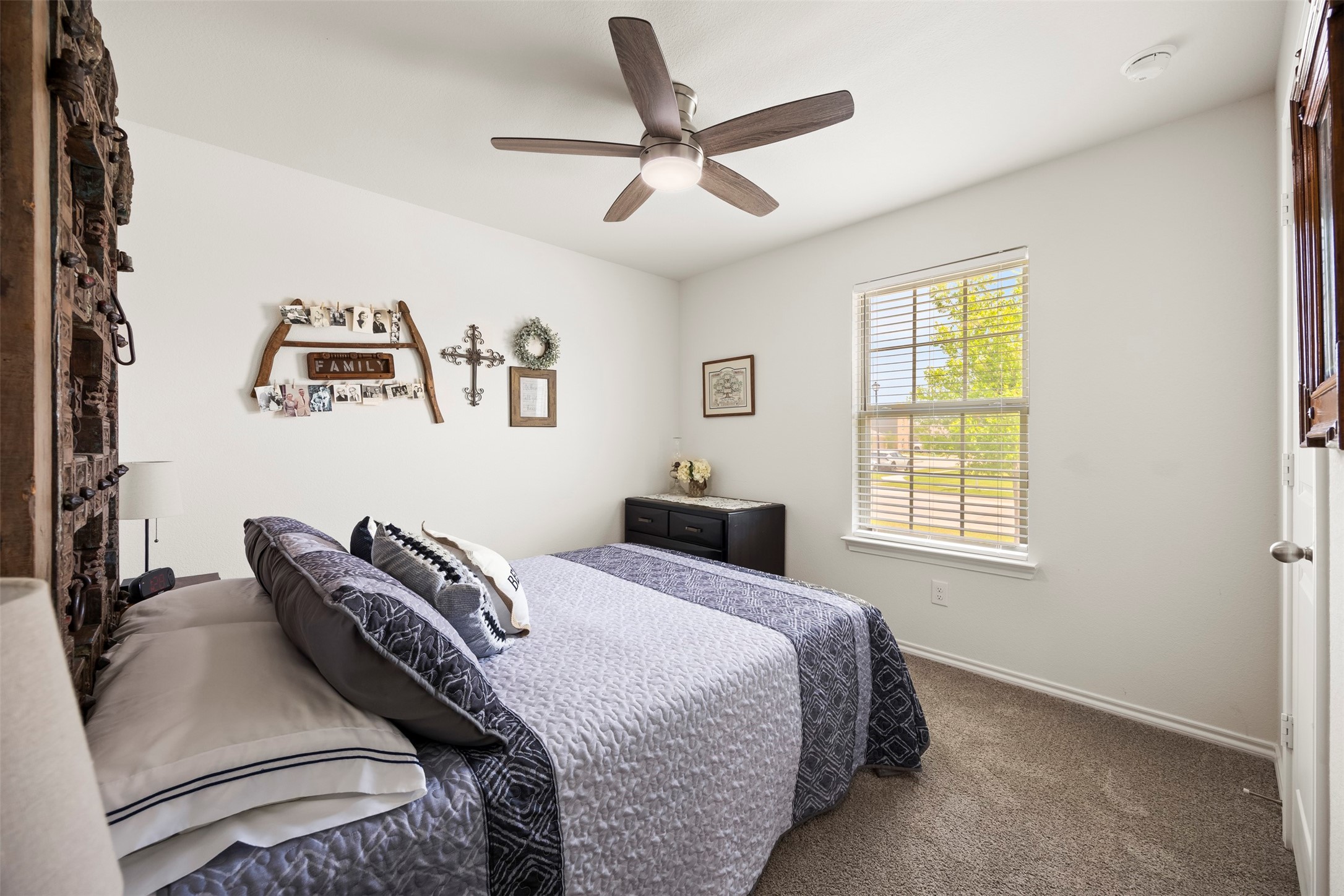 1625 Kirby Lane Lancaster TX 75146