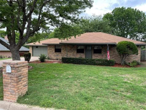 208 Guinevere Drive Weatherford TX 76086
