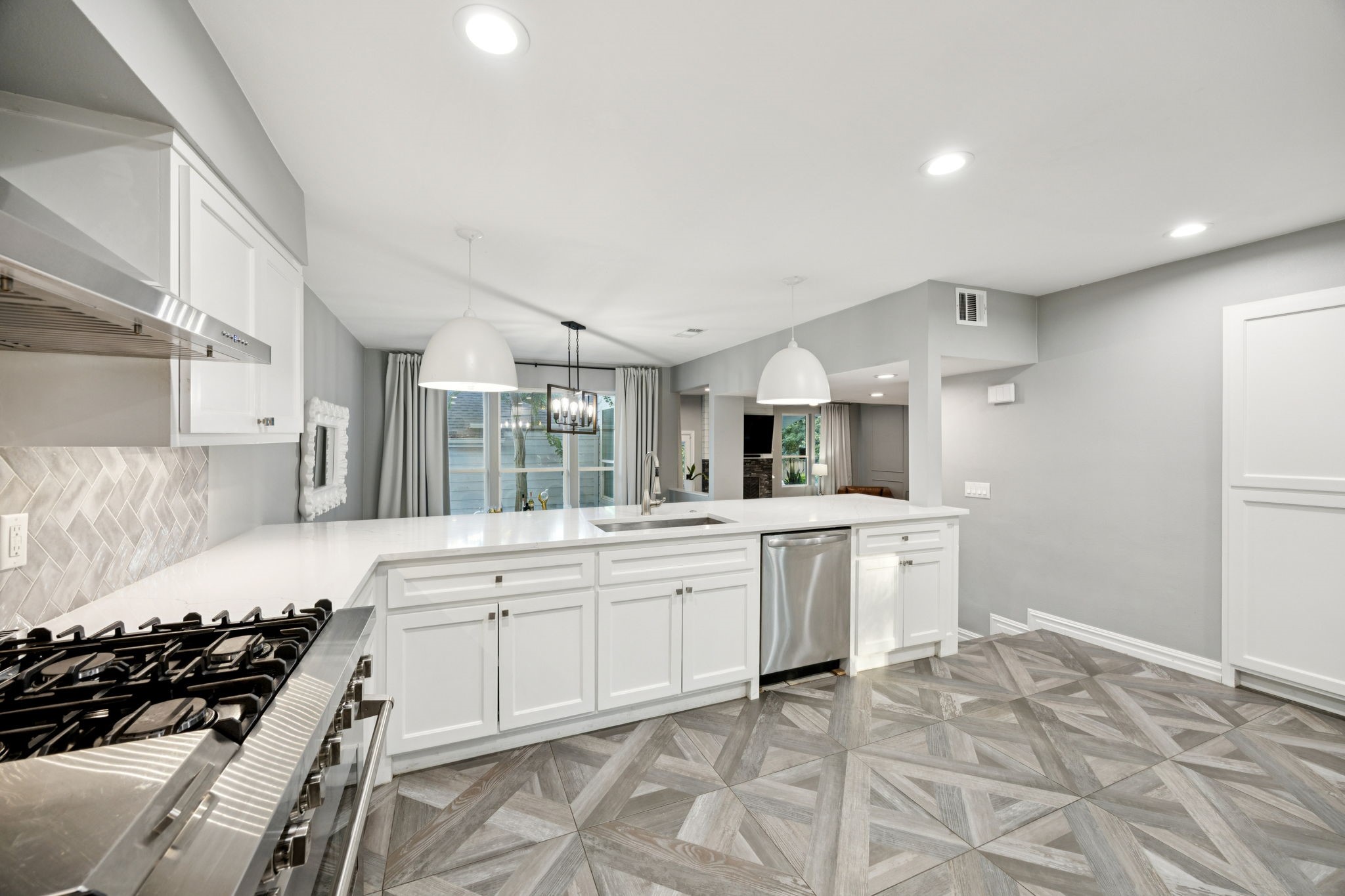 7018 Blackwood Drive Dallas TX 75231