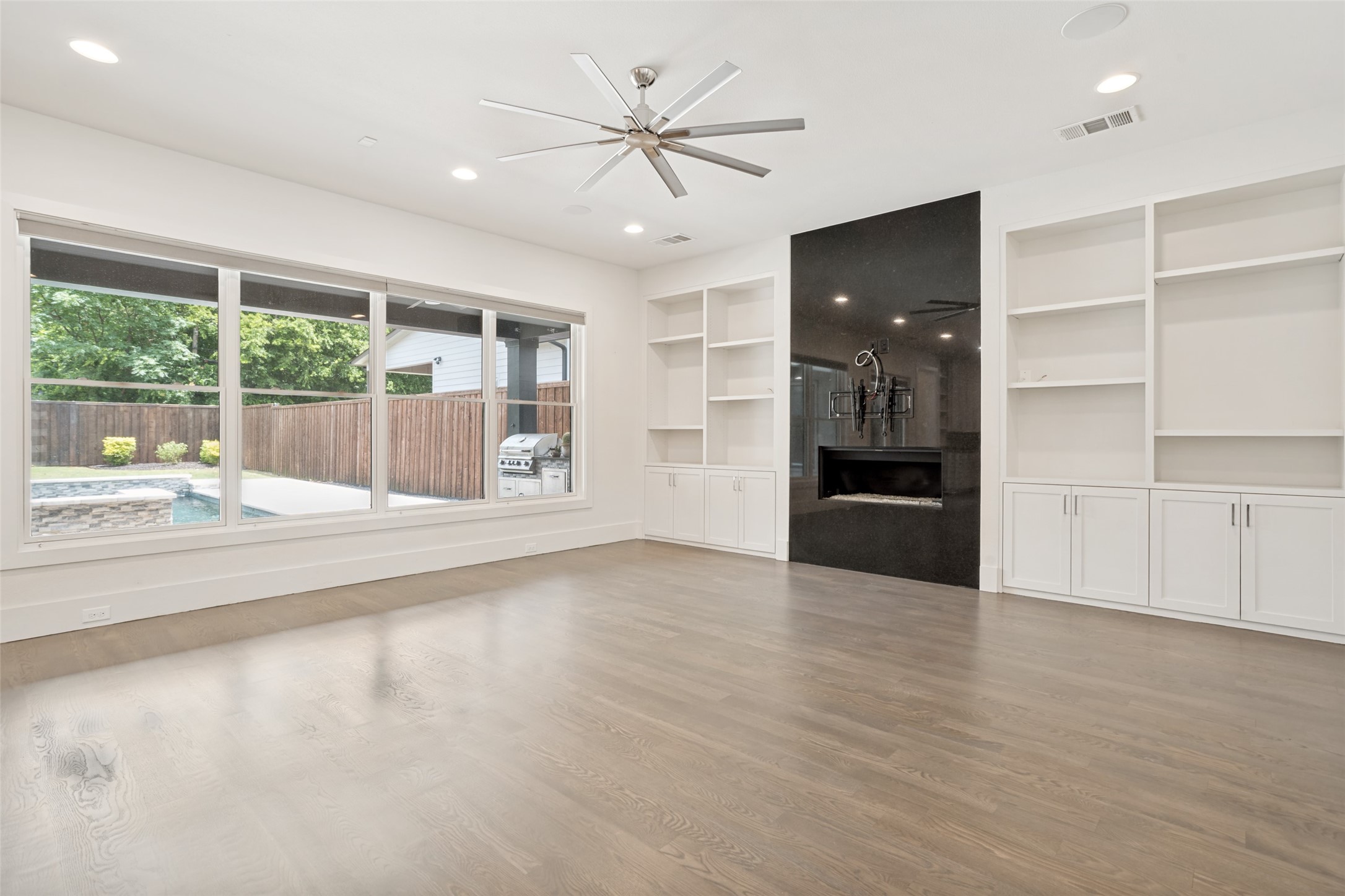 7714 Roper Street Dallas TX 75209