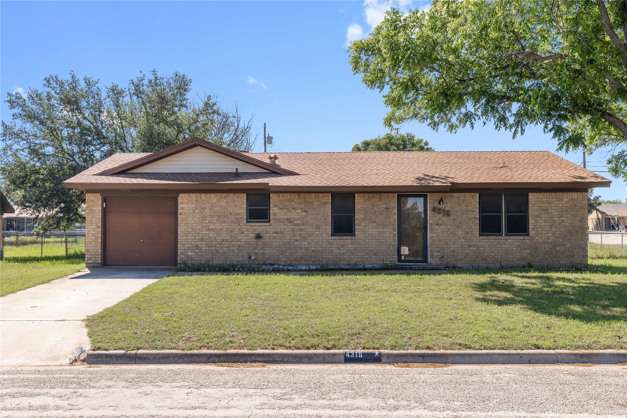 4316 Mimosa Drive Brownwood TX 76801