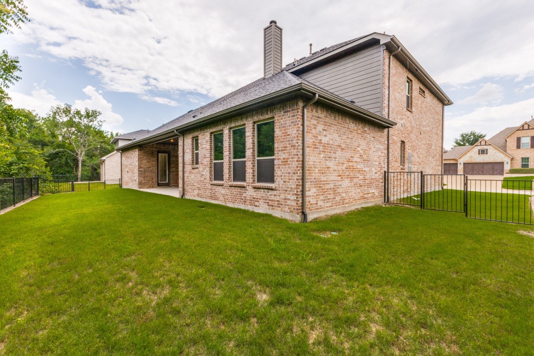 1408 Bearpath Way Gunter TX 75058