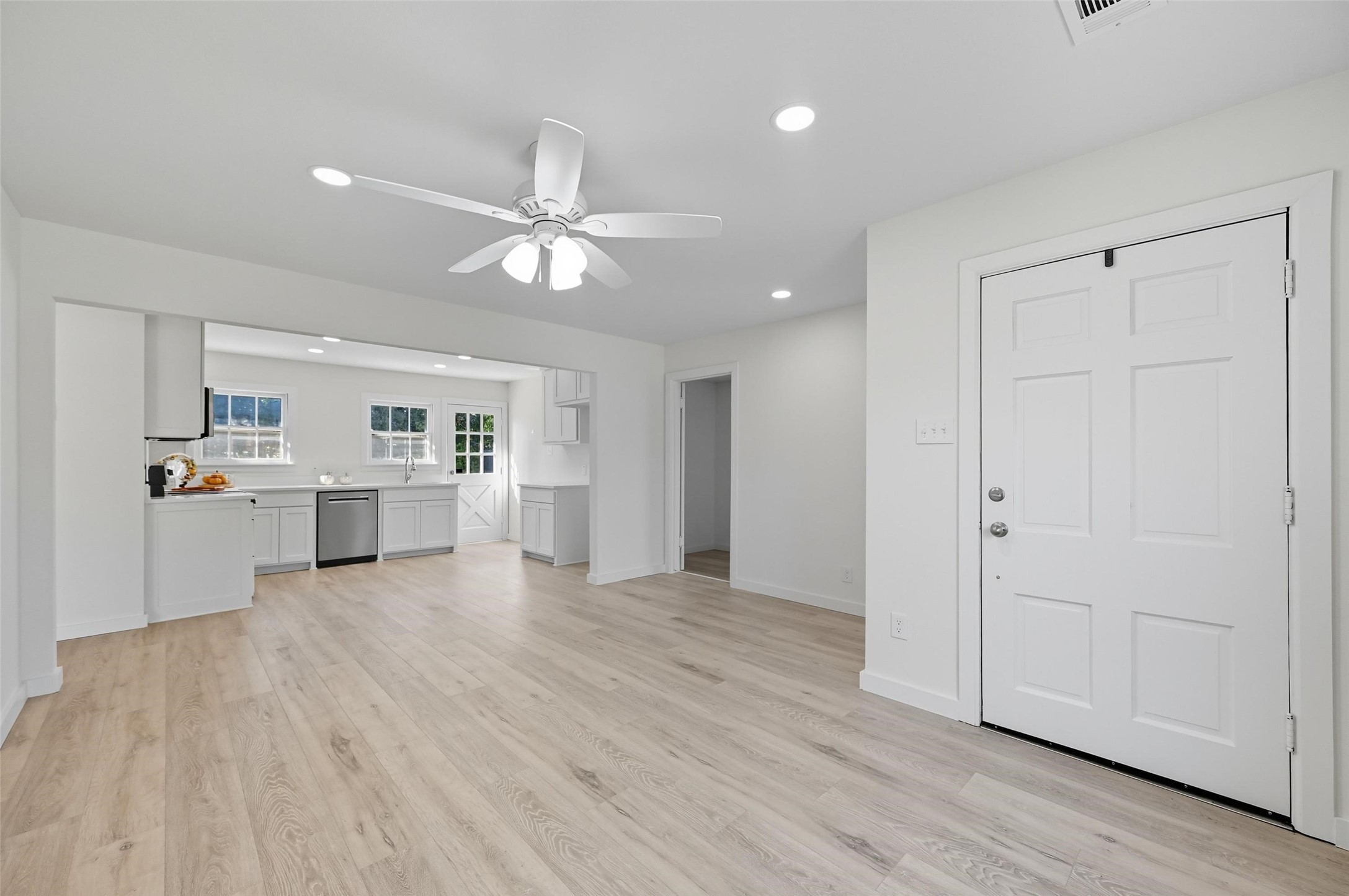 4533 Geddes Avenue Fort Worth TX 76107