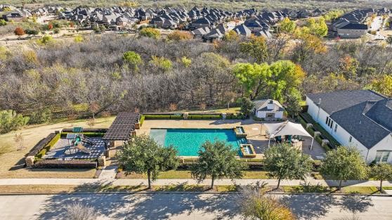2201 Shakespeare Street Carrollton TX 75010