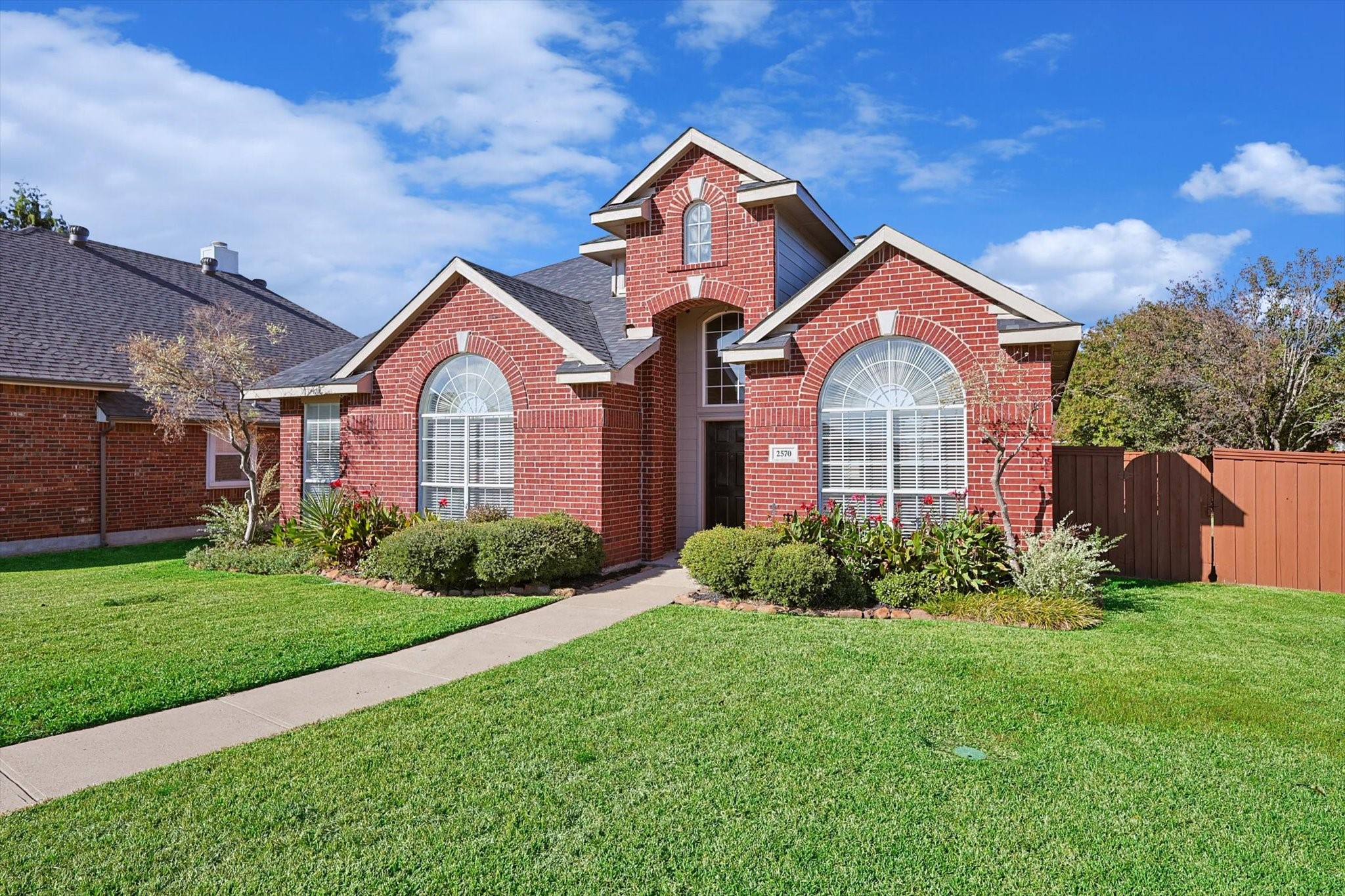 2570 Wagonwheel Drive Rockwall TX 75032