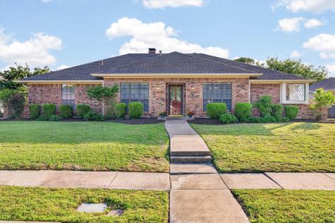 1838 Meadowview Drive Garland TX 75043