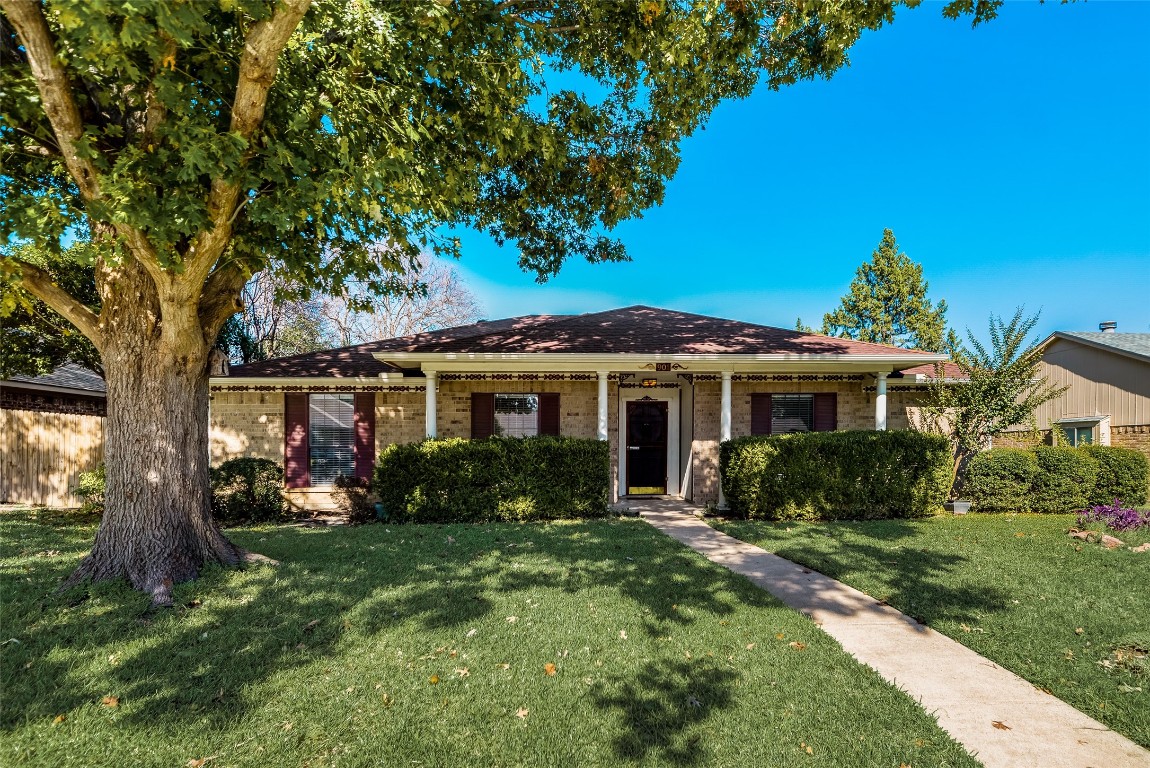 901 Sandhurst Drive Plano TX 75025