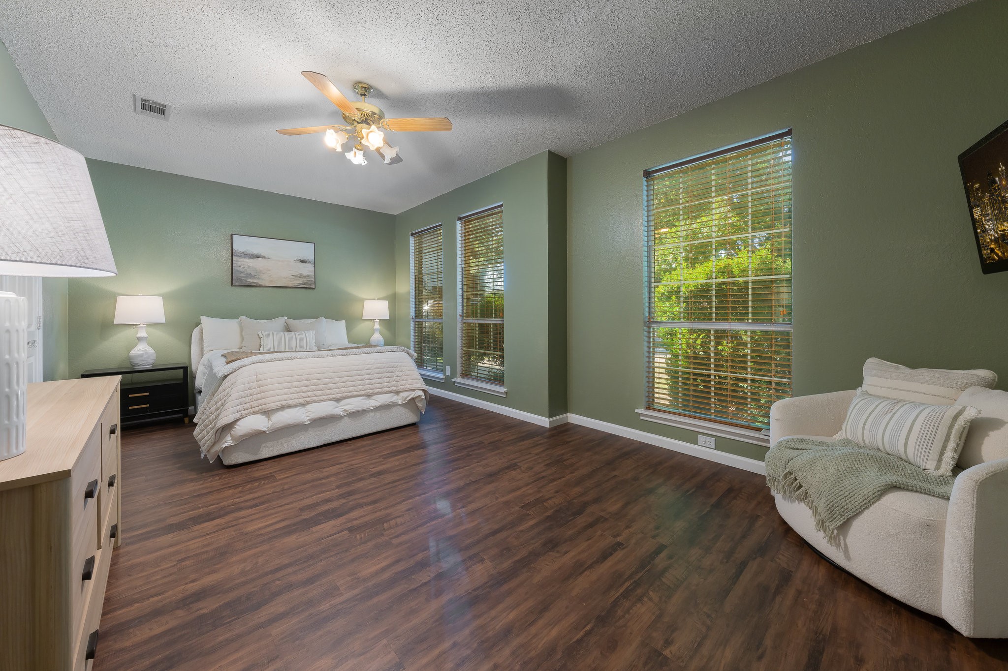 1923 Little Fawn Court Lewisville TX 75067