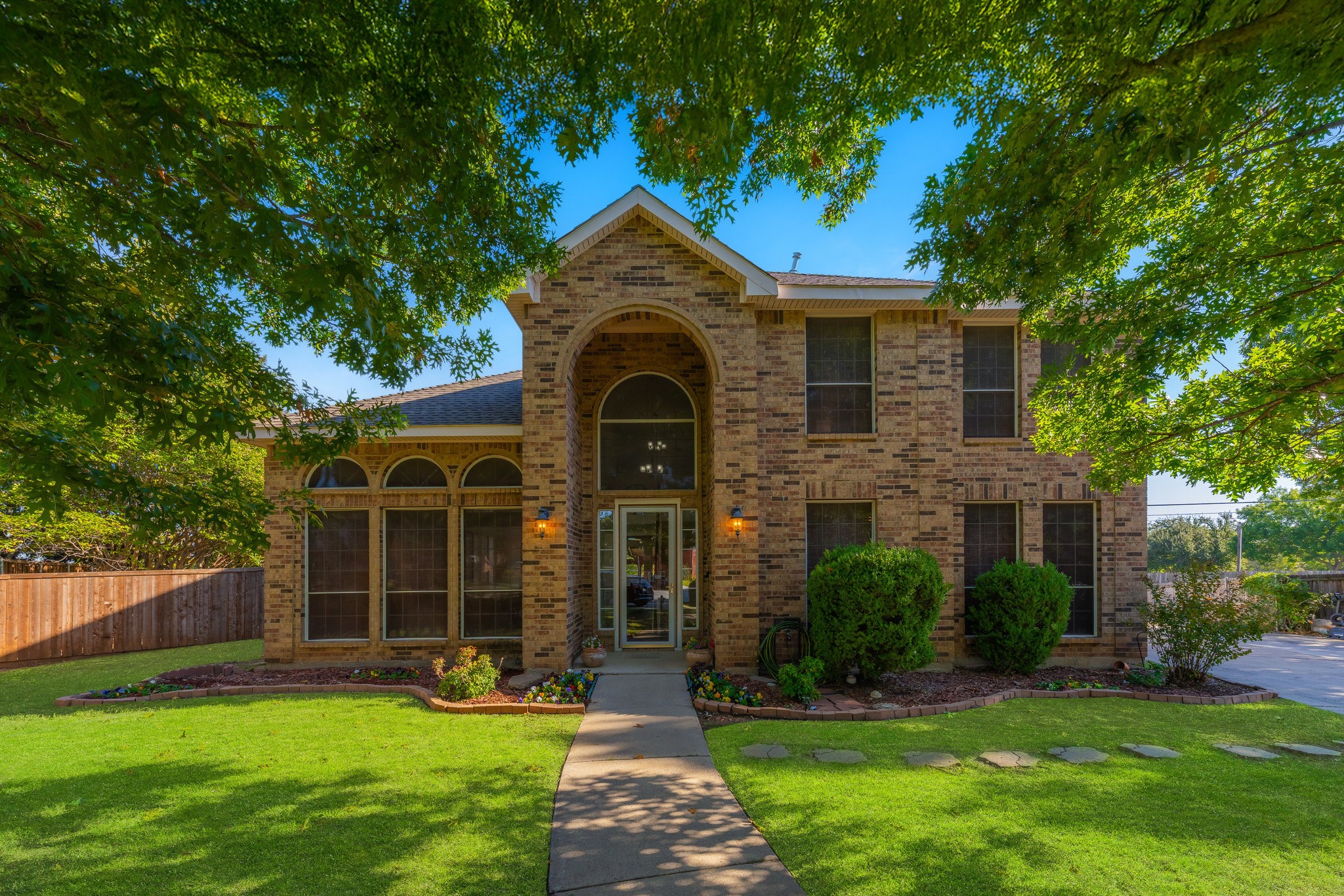 1923 Little Fawn Court Lewisville TX 75067